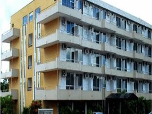 プラザ ビター ホテル 写真