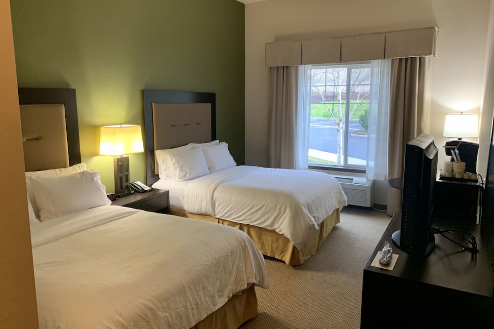 ホリデイ イン エクスプレス ホテル & スイーツ ノース セクイム by IHG 写真