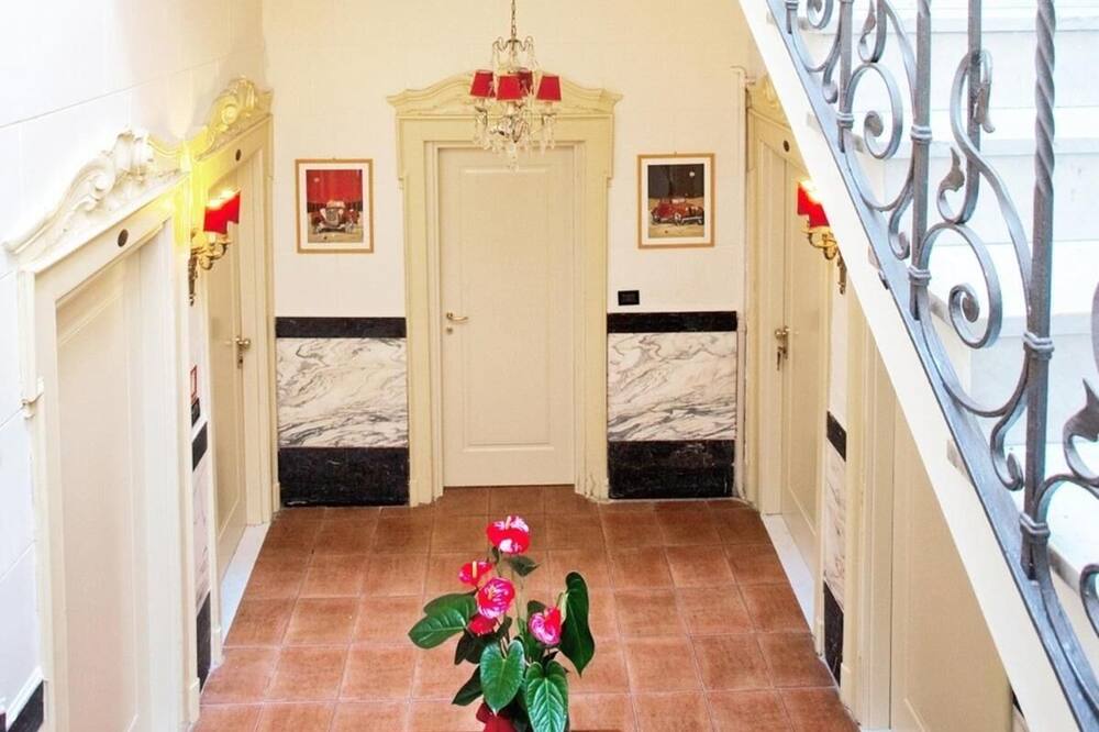 チャーリー ホテル 写真