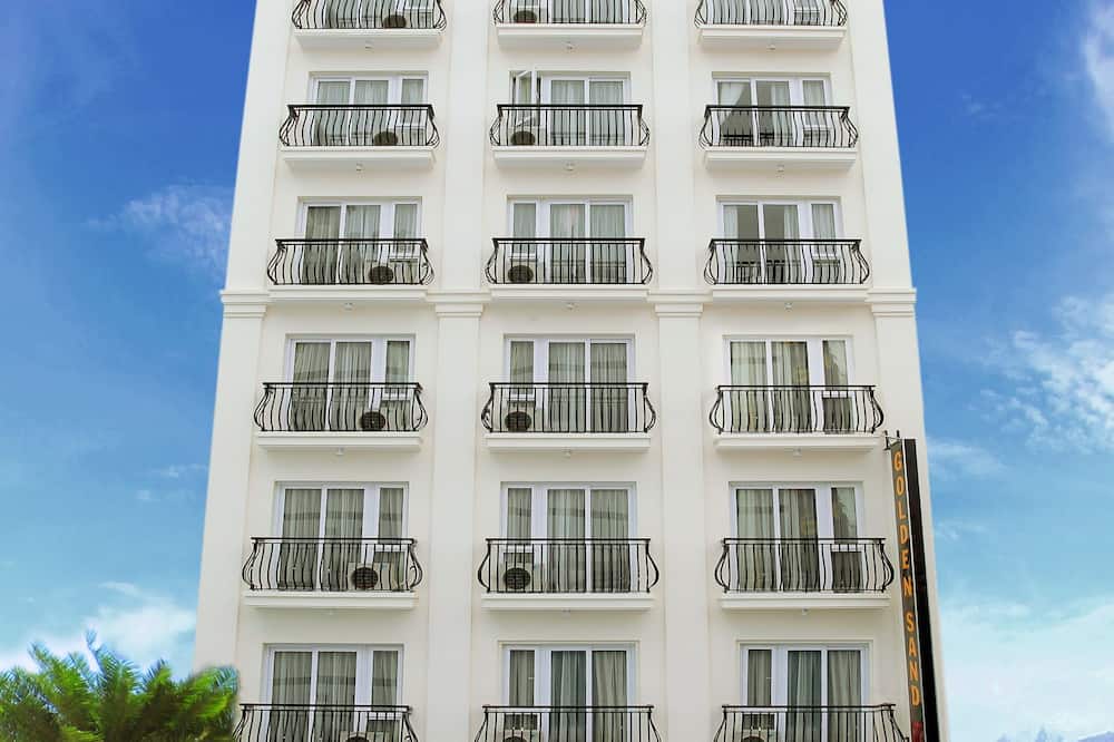 ゴールデン ニャチャン ホテル 写真