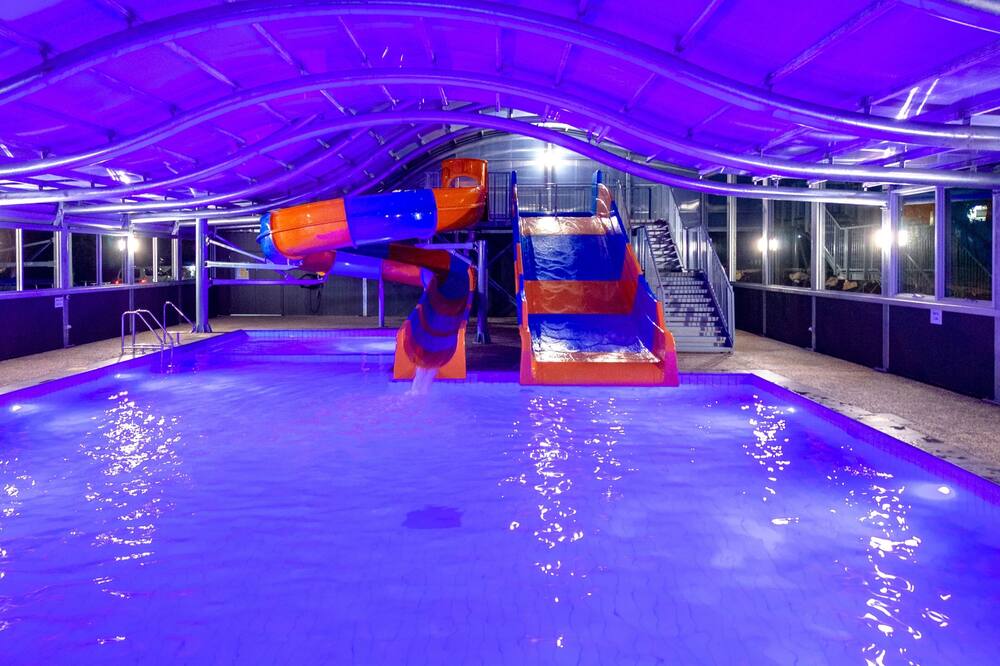 ブルー レイク ホリデー パーク 写真