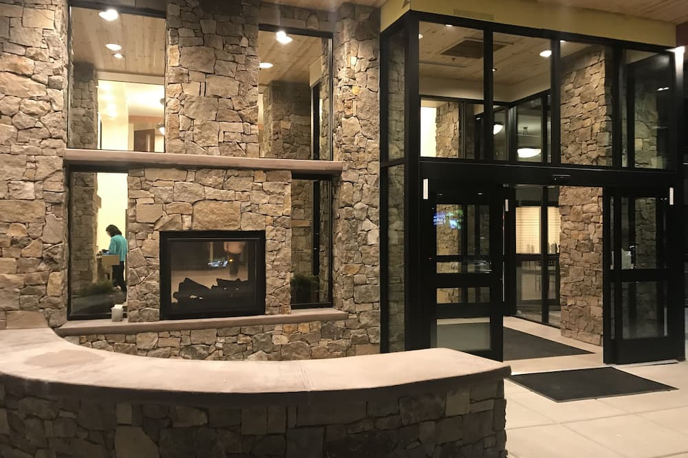 レッド フェザー ロッジ 写真