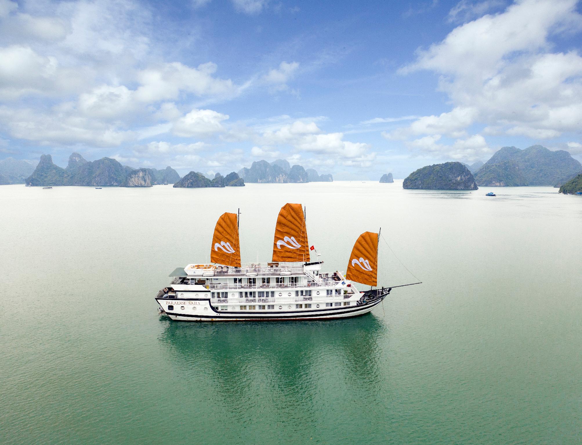 パラダイス セイルズ クルーズ 写真