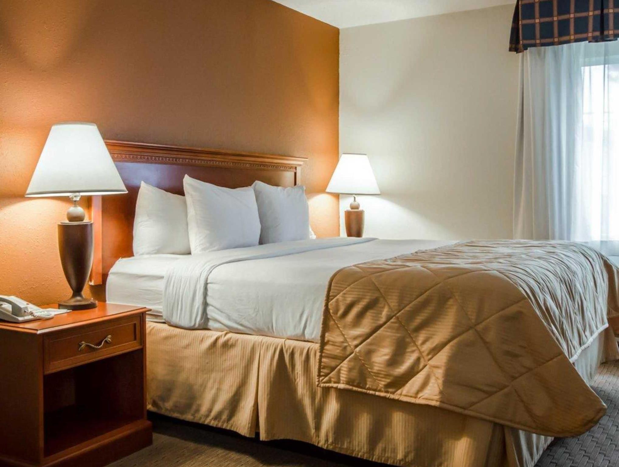 Clarion Hotel Conference Center Lexington North 写真