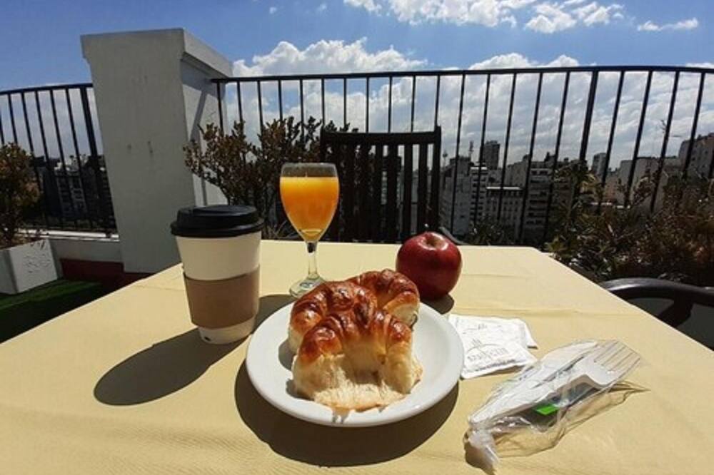 エンバハドール ホテル 写真