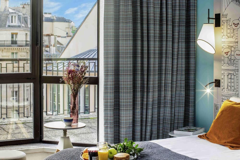 メルキュール パリ ガール モンパルナス ホテル 写真