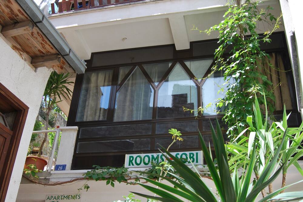 アパートメンツ コスタ 写真