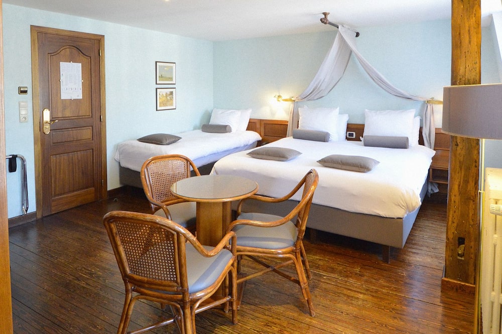 ホテル ドゥ ラ ポステ - ルレ ドゥ ナポレオン III 写真