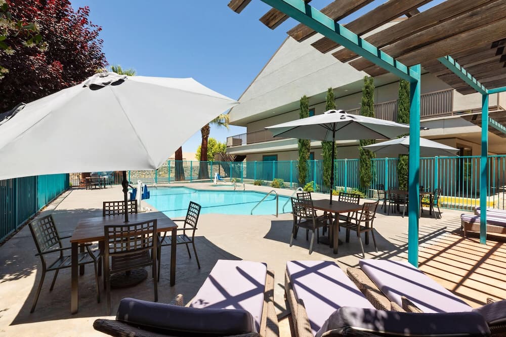 ラマダ バイ ウィンダム エル パソ 写真