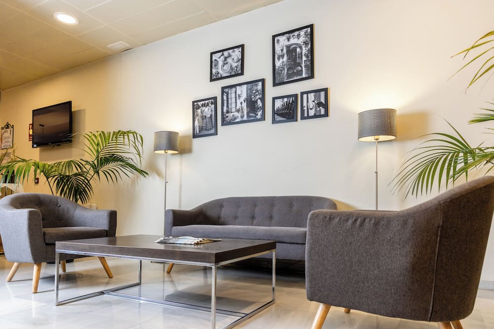 オテル セラノ 写真