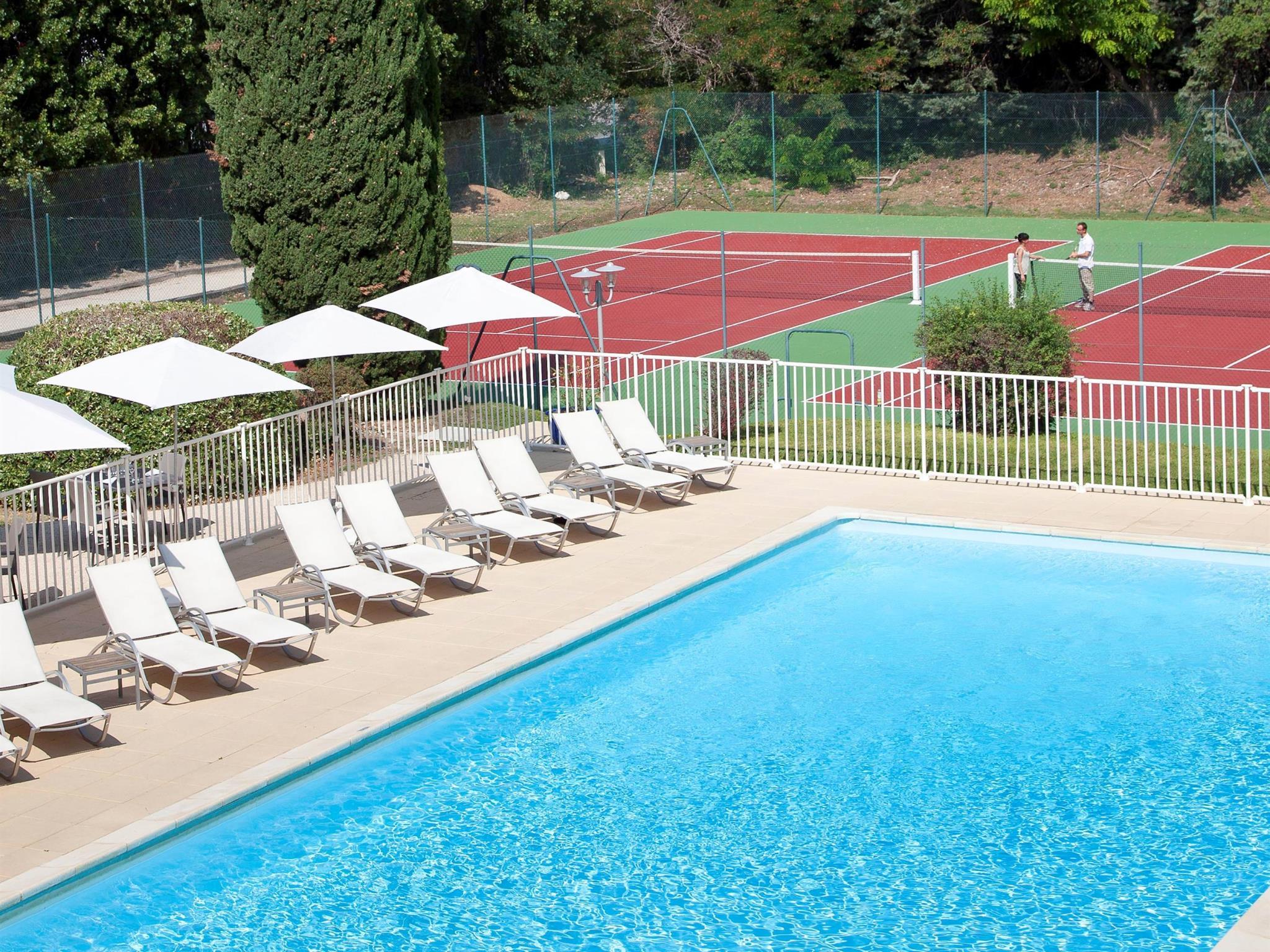 Novotel Avignon Nord Hotel 写真