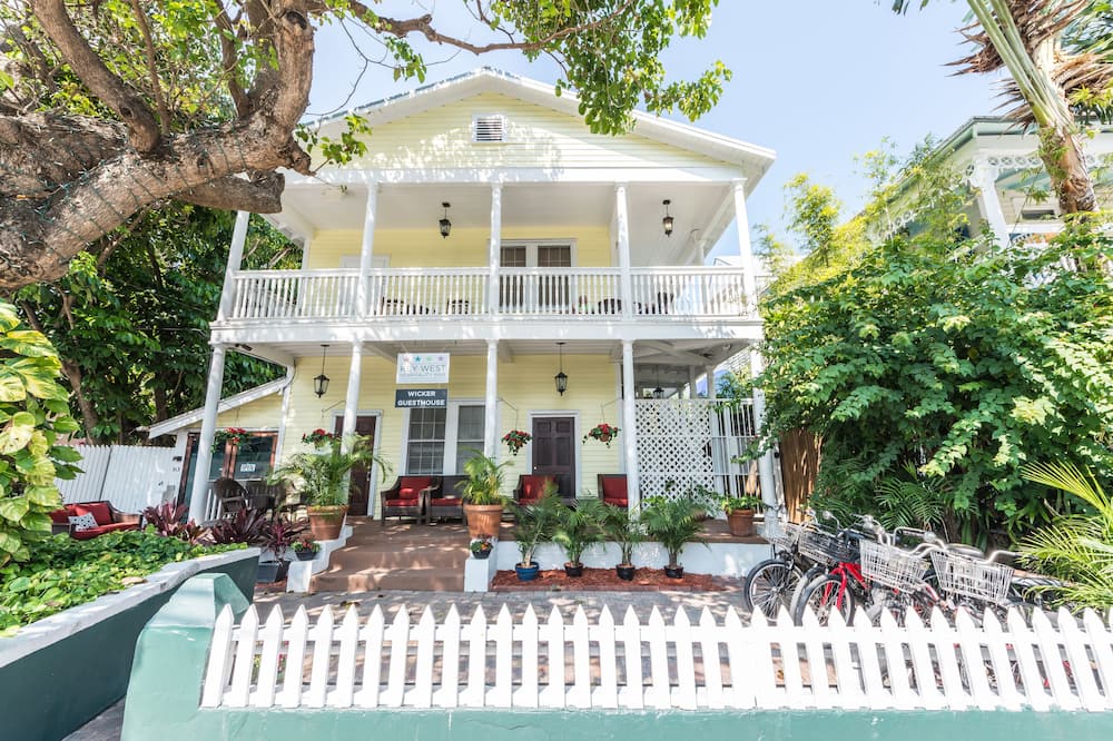 ウィッカー ゲストハウス 写真
