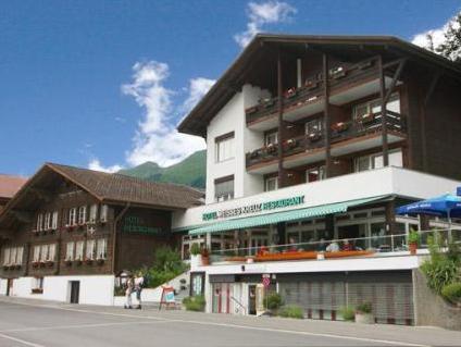 ホテル ヴァイセス クロイツ 写真