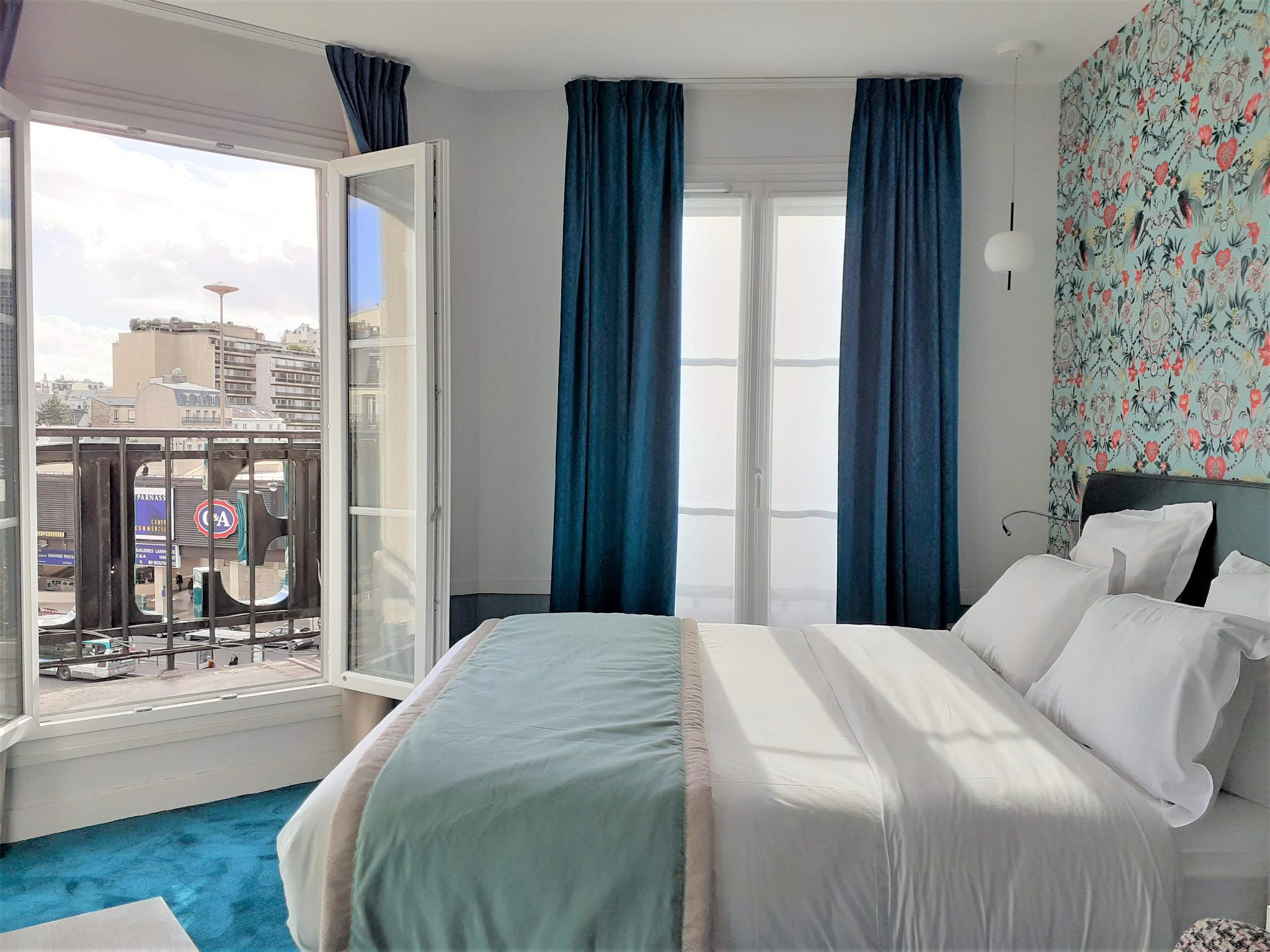 エドゥアール VI バイ マローン 写真