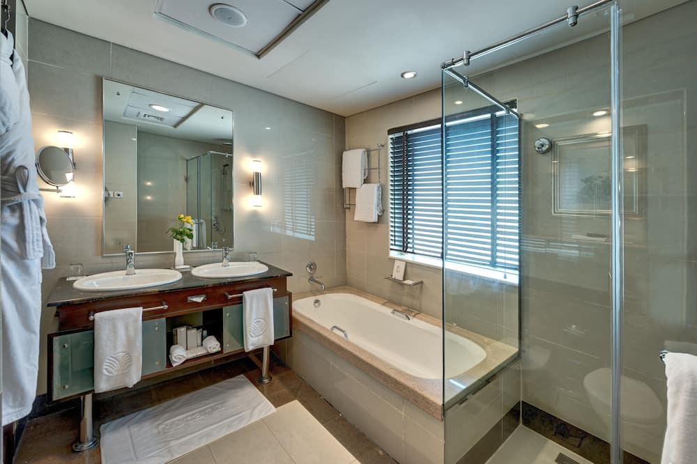 メディア ロタナ ドバイ 写真