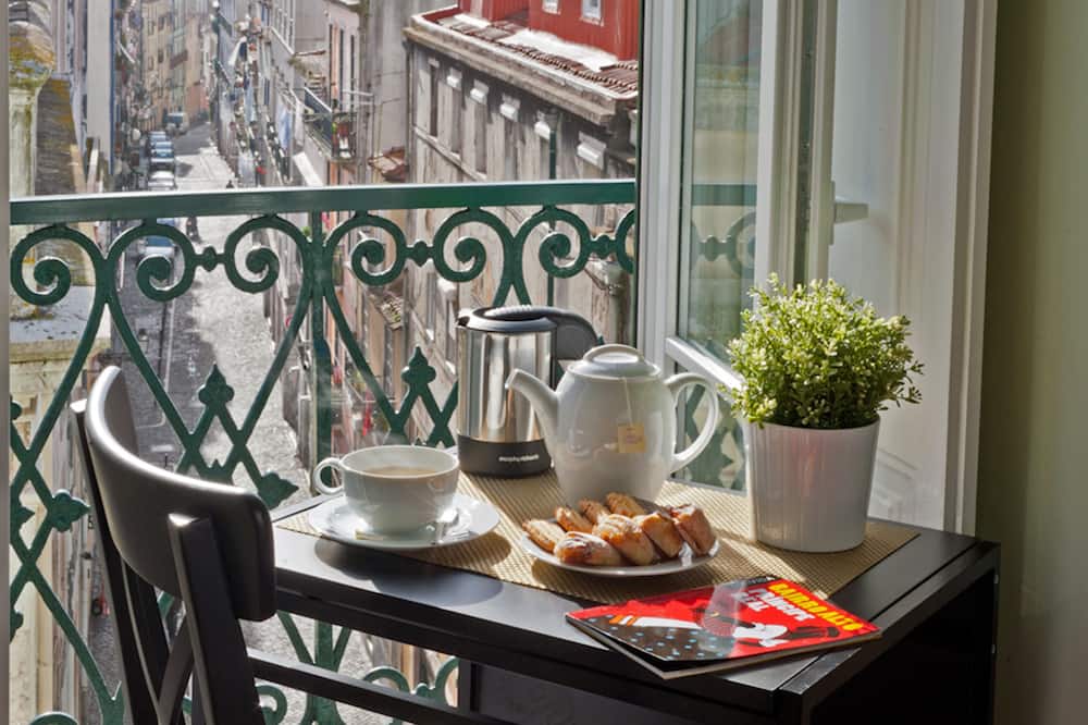 リスボン カラーズ バイロ アルト アパートメント 写真