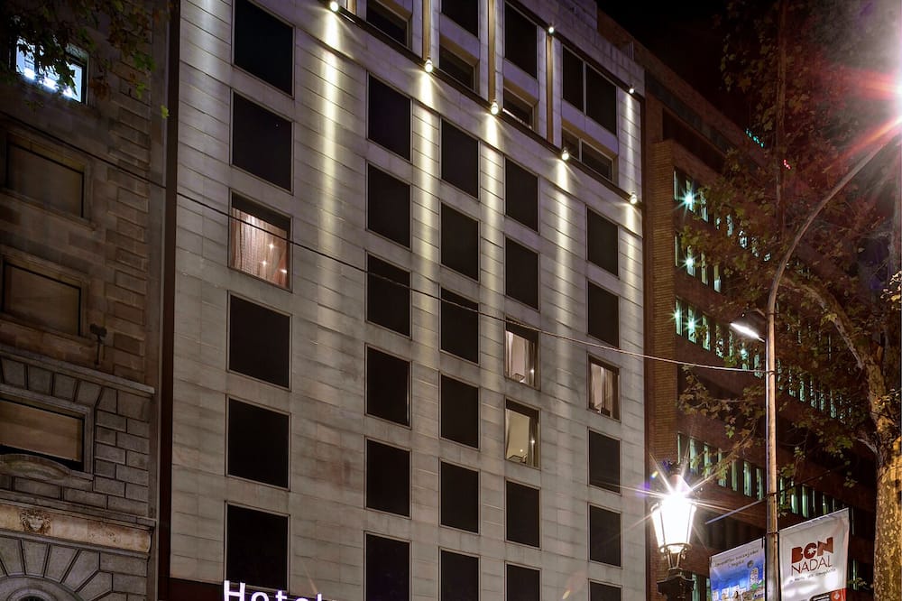 オリビア プラザ ホテル 写真