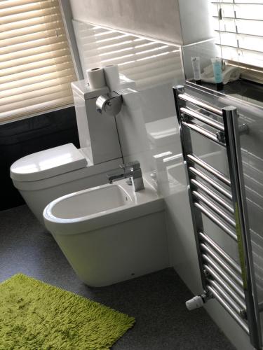 The Ship Leopard Hotel - No Children 写真