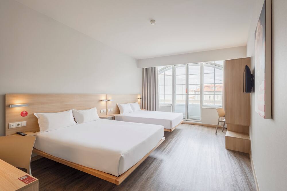 ムーヴ ホテル ポルト セントロ 写真