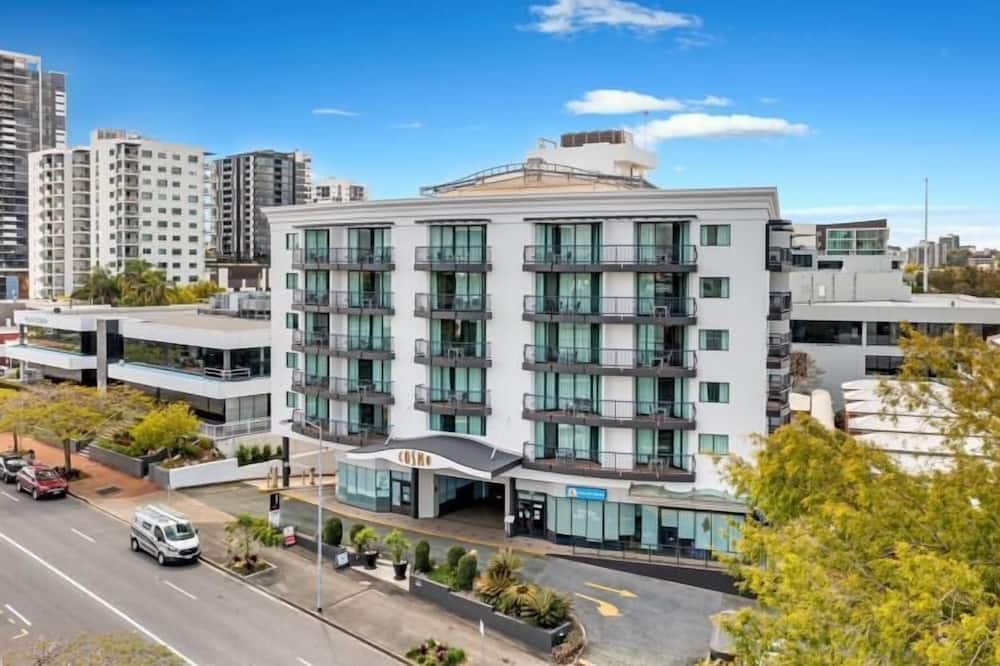 セントラル コスモ アパートメンツ 写真