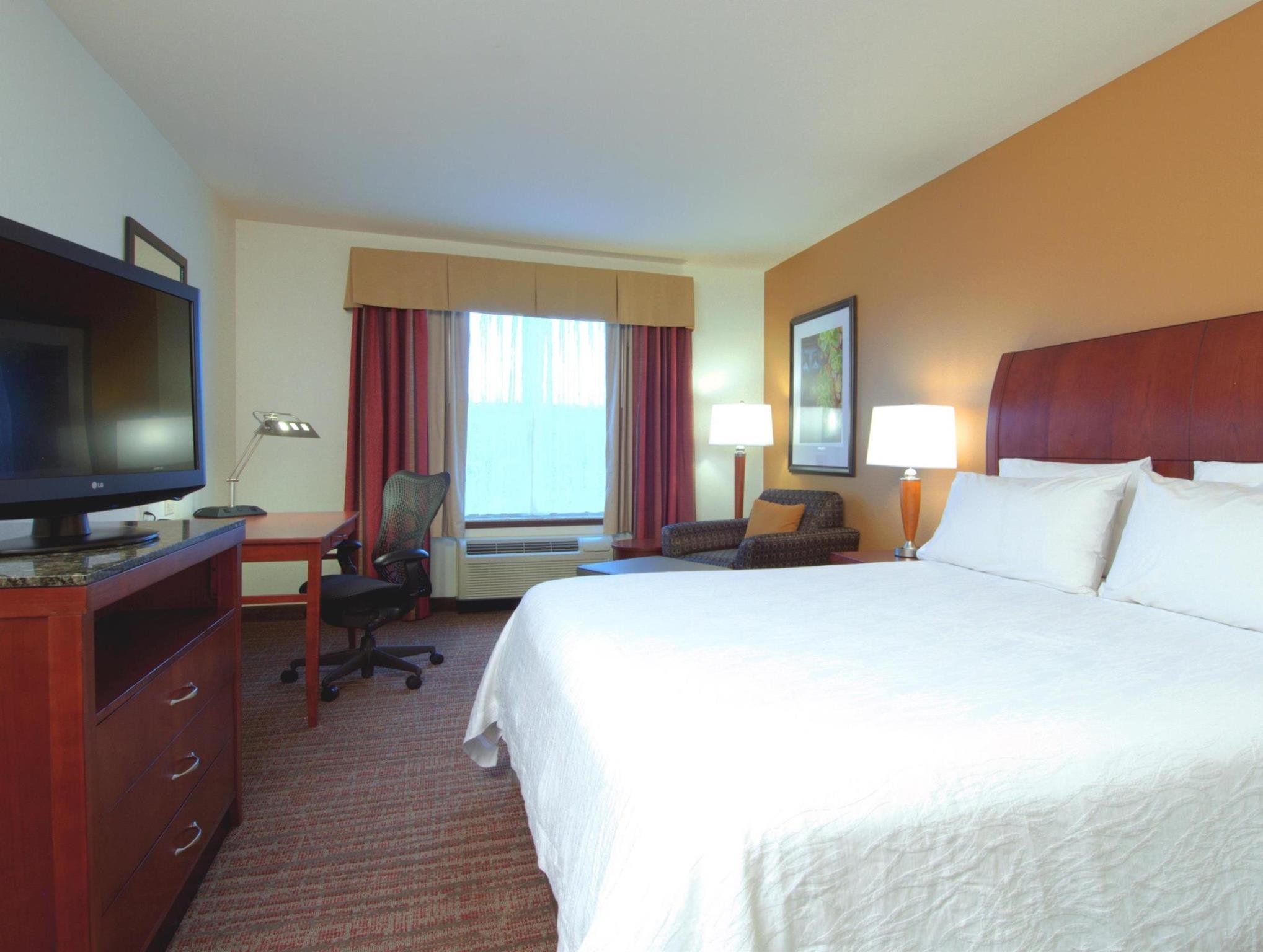 ヒルトン ガーデン イン ロックフォード 写真