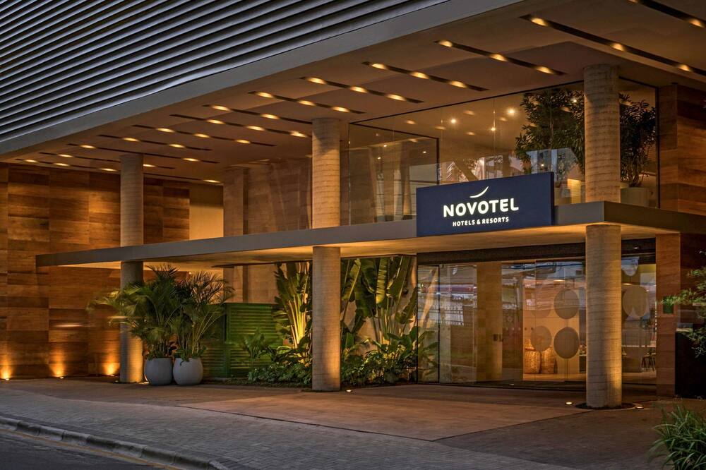 ノボテル クリチバ バテル 写真