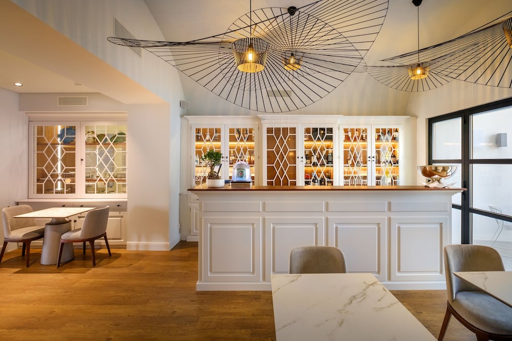 モウラスイーツ ホテル 写真