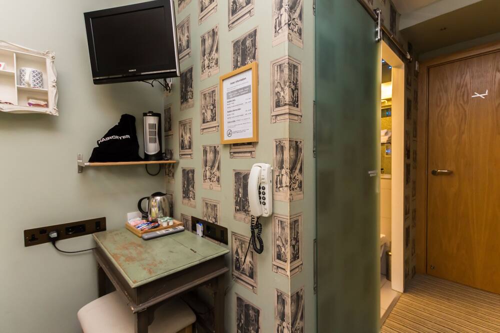 アロスファ ホテル ロンドン バイ コンパス ホスピタリティー 写真