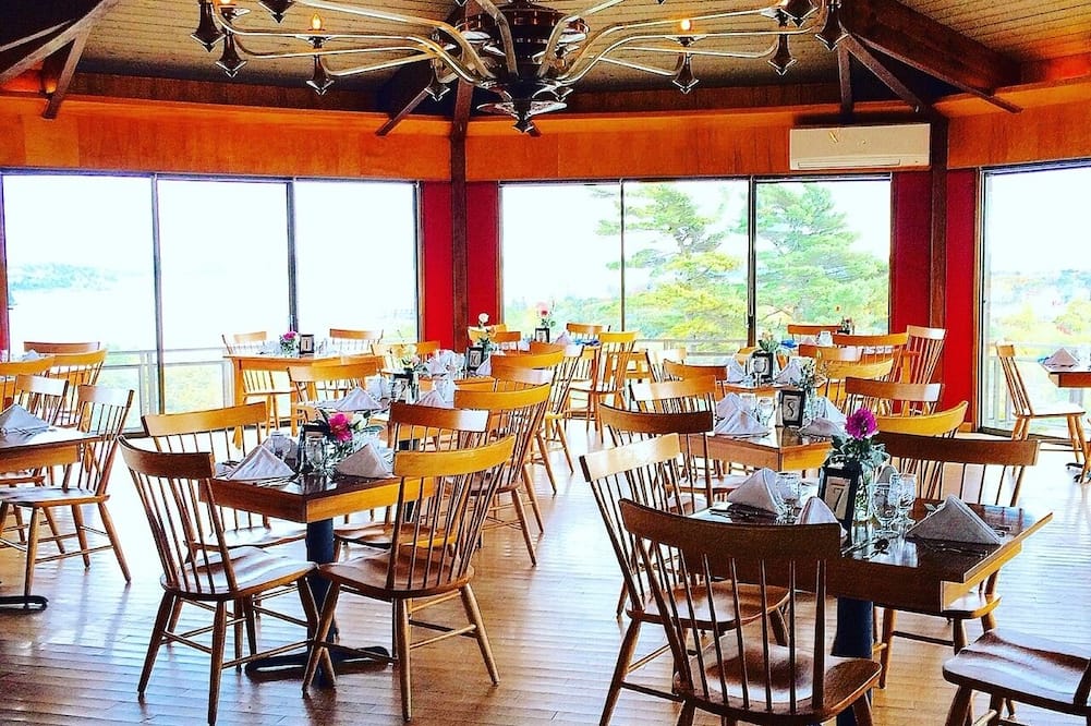 ブルーノーズ イン バー ハーバー ホテル 写真