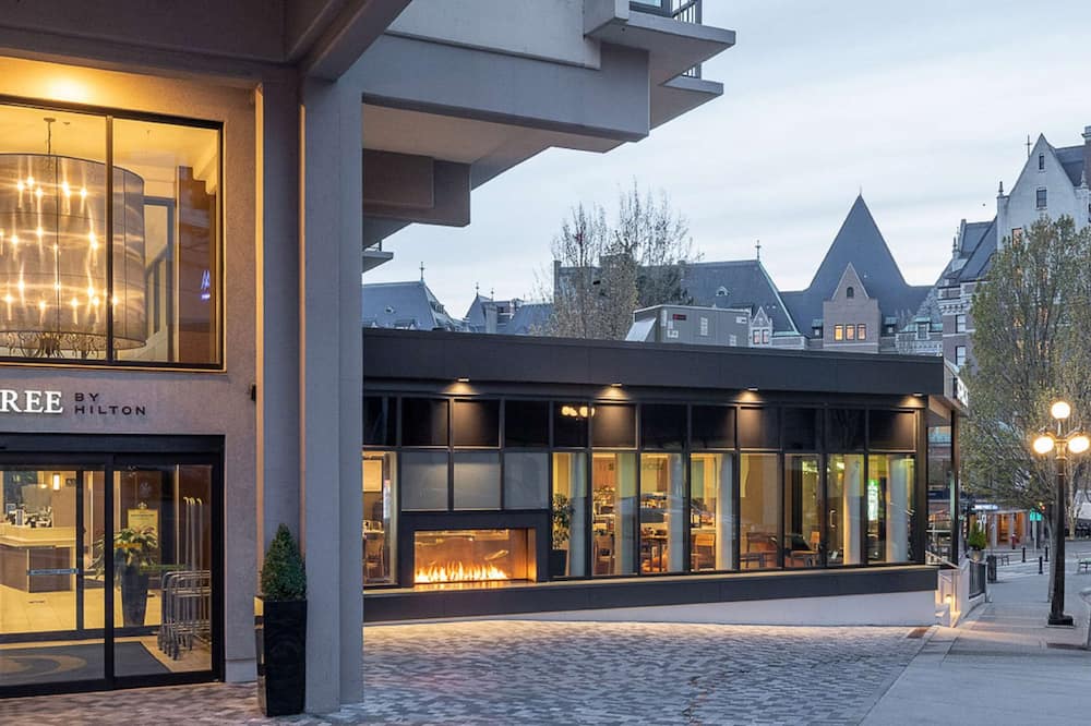 ダブルツリー バイ ヒルトン ホテル&スイーツ ビクトリア 写真