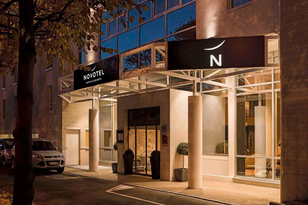 ノボテル シャトー ドゥ ヴェルサイユ ホテル 写真