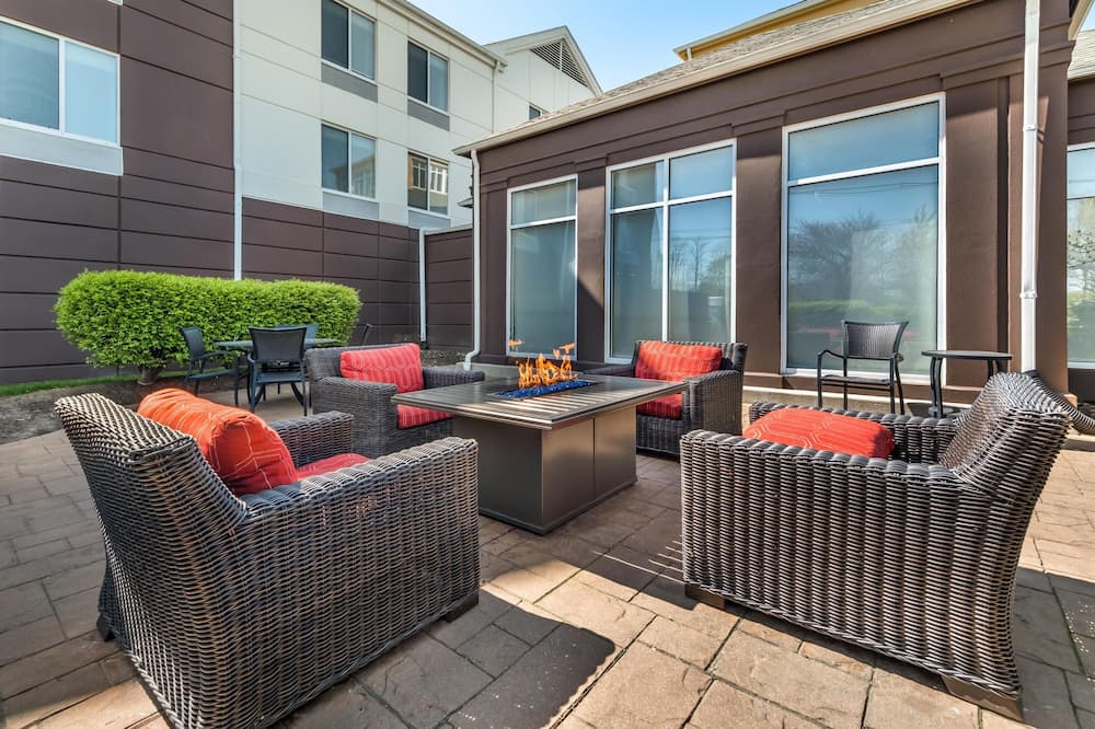 Hilton Garden Inn Lexington Hamburg 写真