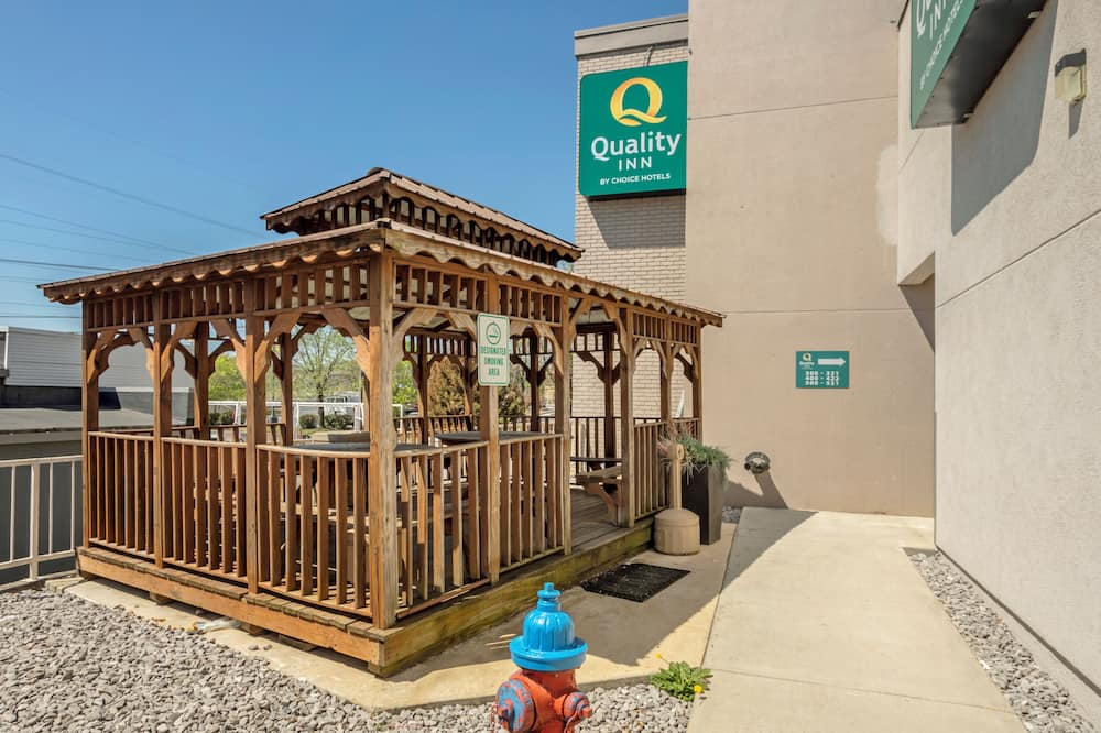 クオリティ イン クックビル 写真