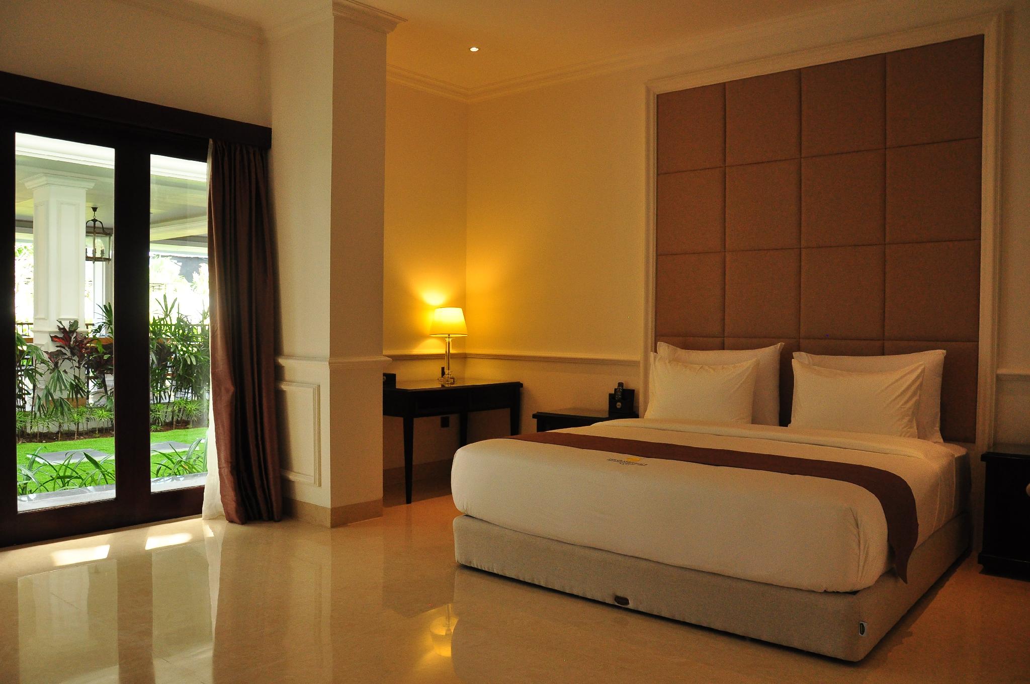 グランド パレス ホテル サヌール バリ 写真