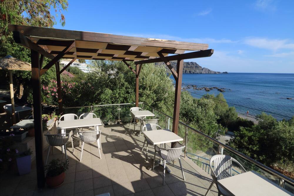 Horizon Beach Hotel 写真