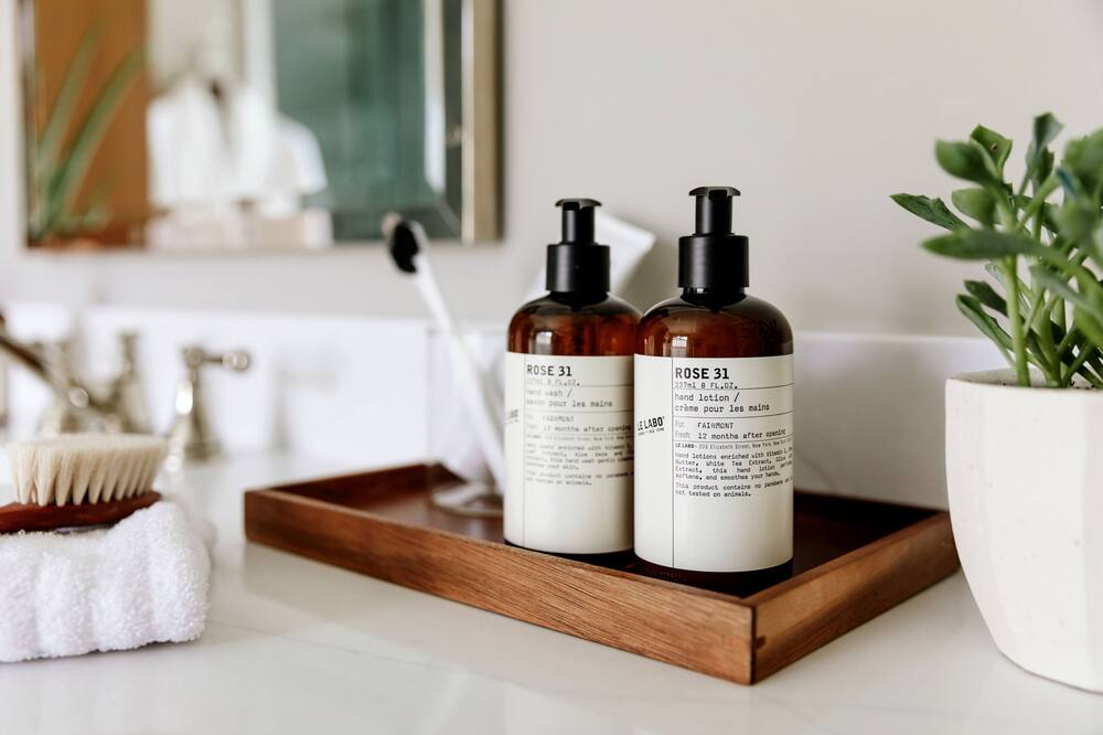 フェアモント バンクーバー エアポート イン ターミナル ホテル 写真