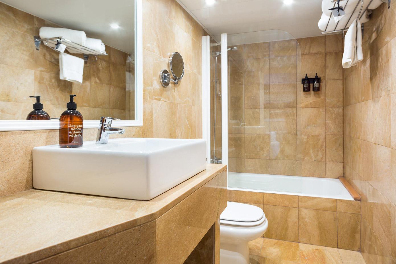 アクタ スプレンディド ホテル 写真