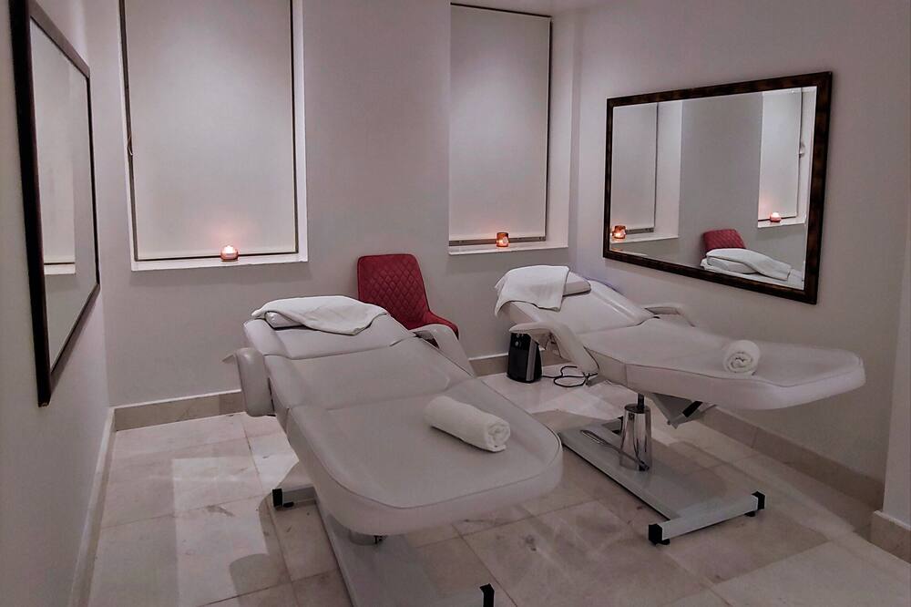 ザ チャッツワース ホテル 写真