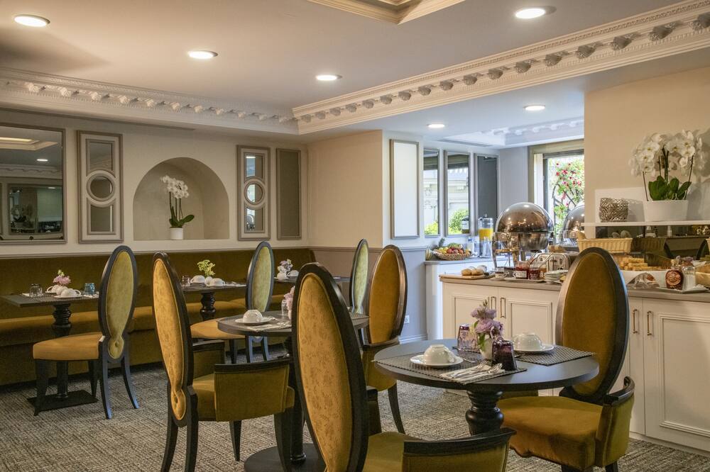 ホテル ル プティ パレ 写真