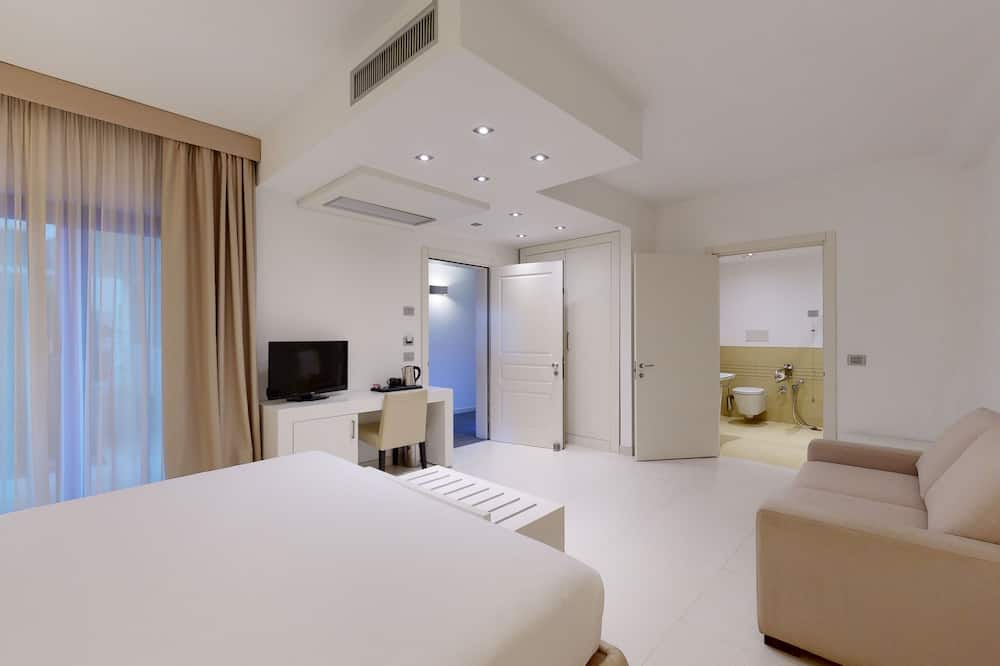 ホテル モンテ サラゴ 写真