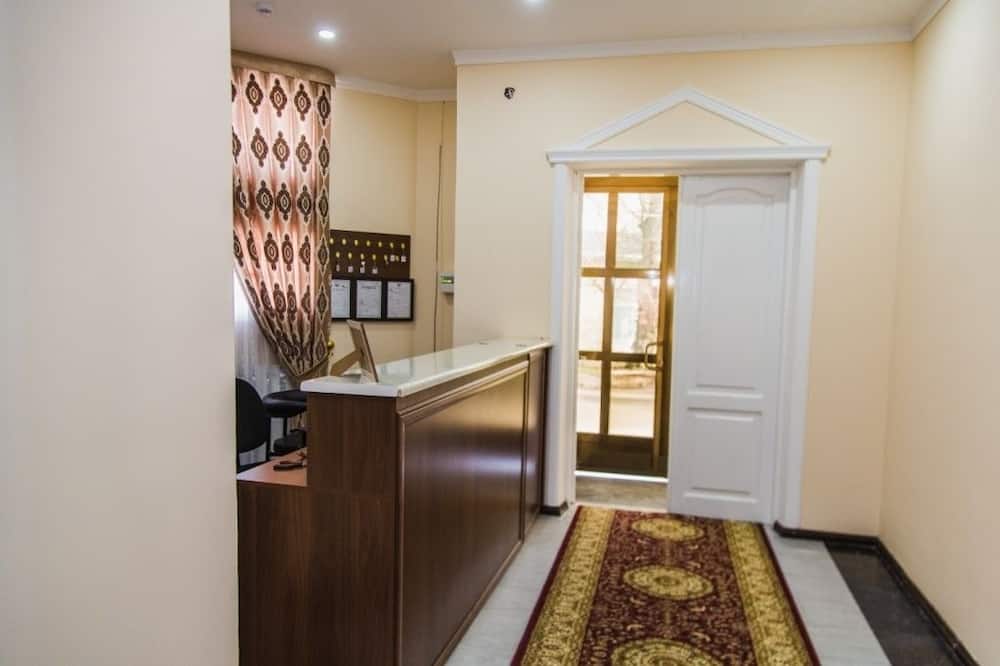 アート ホテル 写真