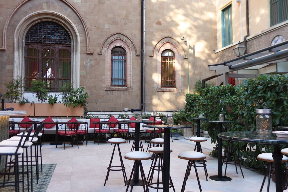 ホテル ヴィッラ グラツィオーリ 写真