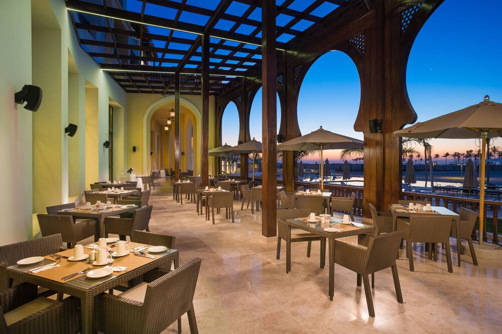 アル ファナル ホテル アンド レジデンシズ 写真