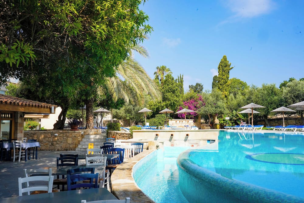 バジリカ ホリデー リゾート 写真