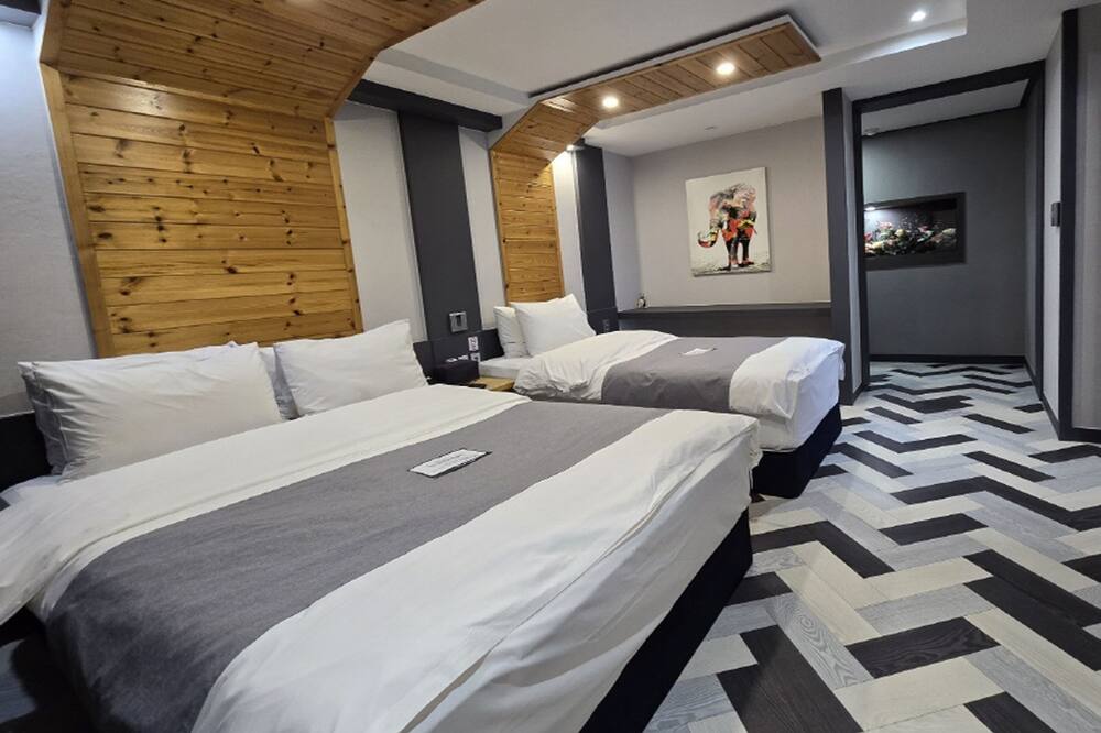 ギャラクシー ホテル 写真