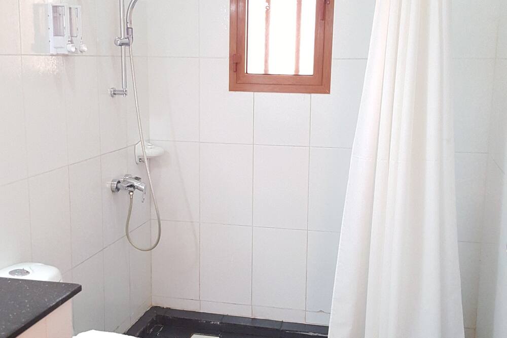 アル アイジャ プラザ ホテル 写真