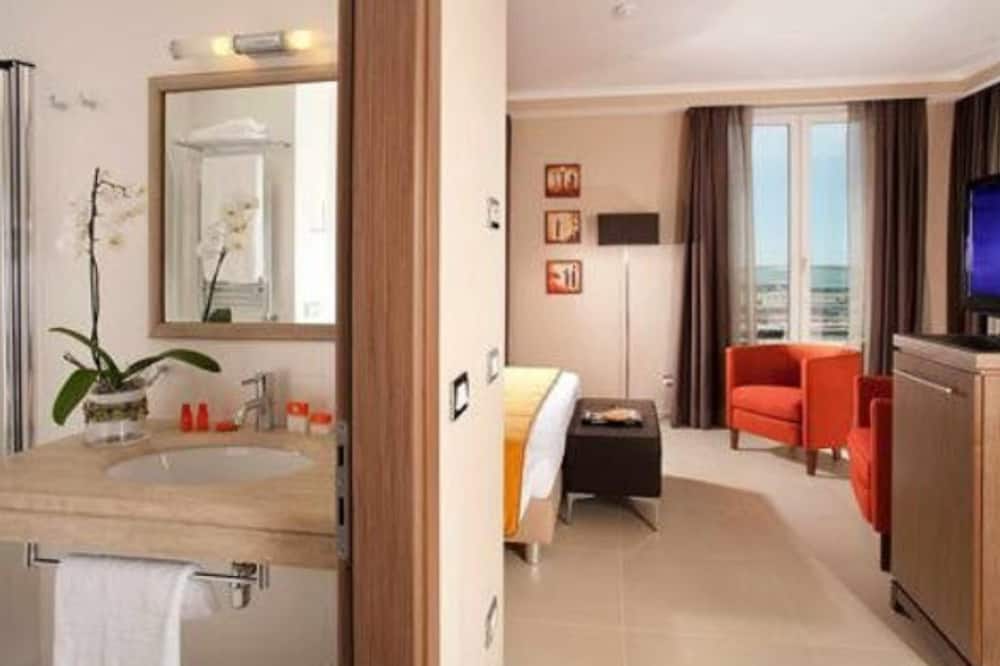 ホテル ティベル 写真