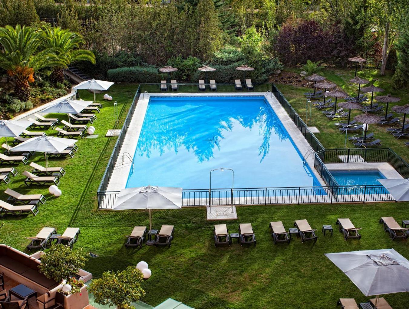 バルセロ ホテル カセレス V センテナリオ 写真