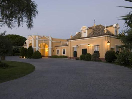 Hotel Hacienda Montenmedio 写真