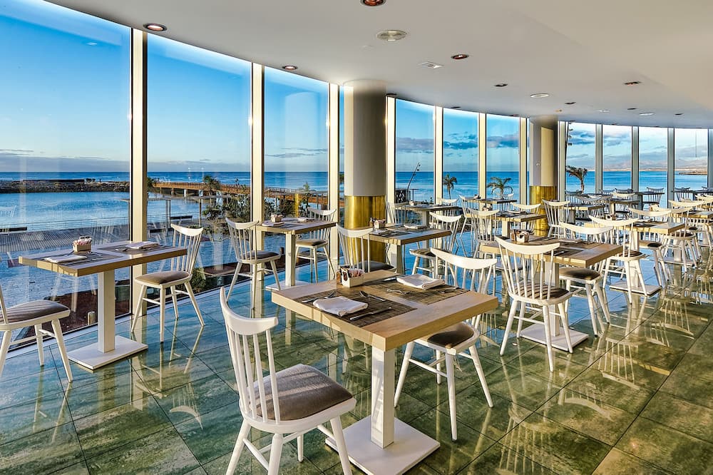 Arrecife Gran Hotel & Spa 写真